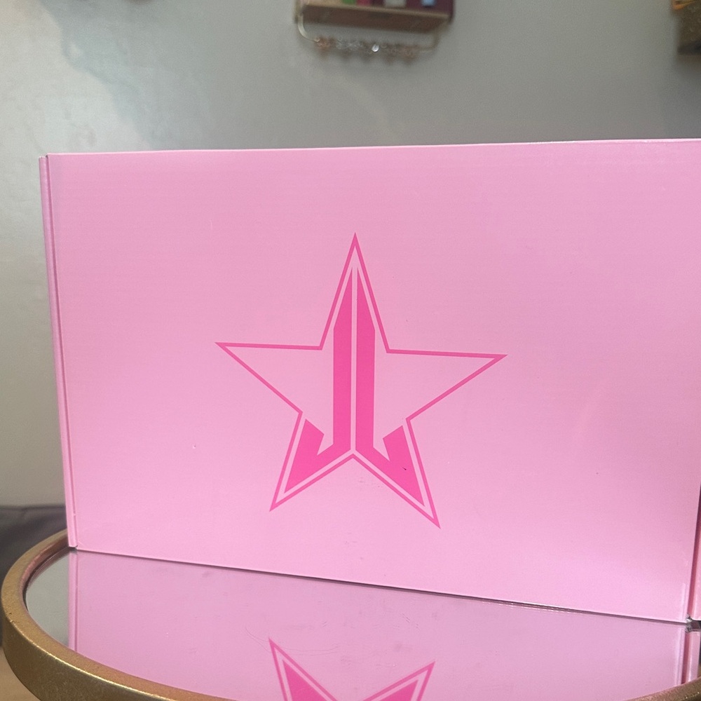 Jeffree Star hand mirror Sold out item